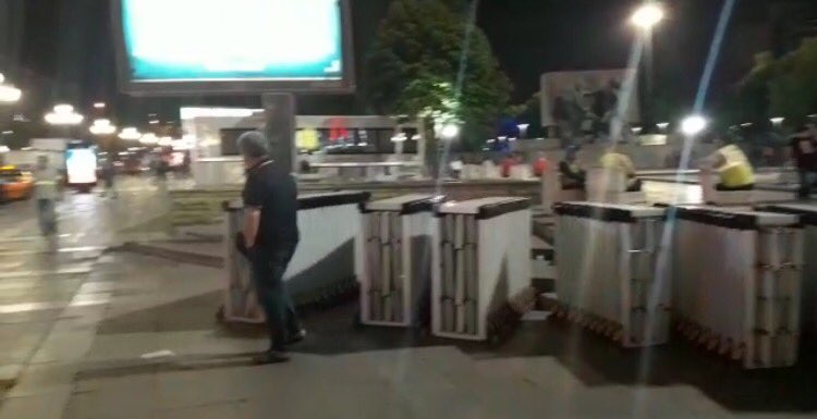 Ege Denizi'nde 5.3 şiddetinde deprem Ege Denizi'nde 5.3 şiddetinde deprem