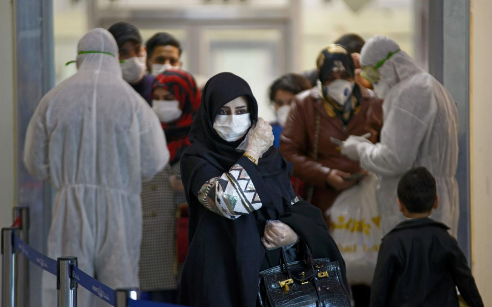 İran'da çocuklar için aşı kararı
