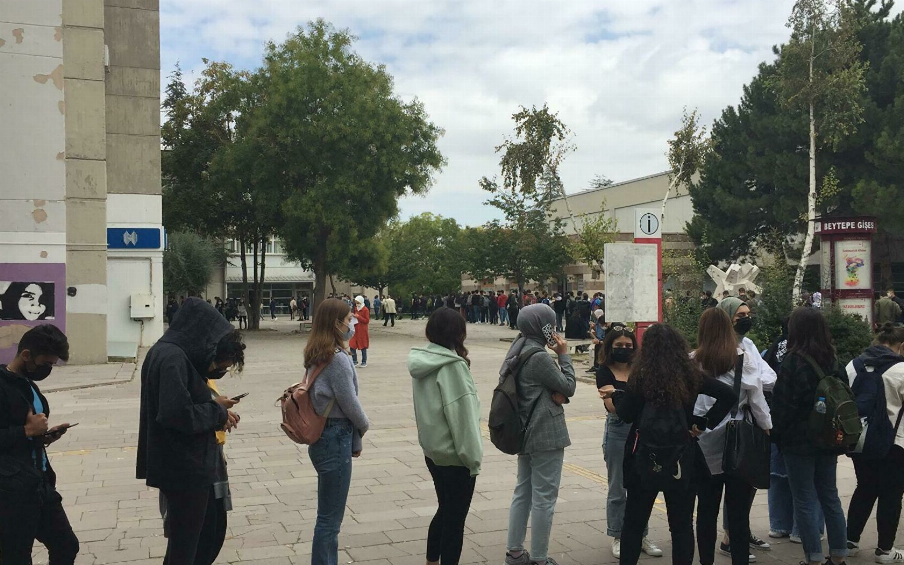 Hacettepe'de yemeklere yüzde 50 zam