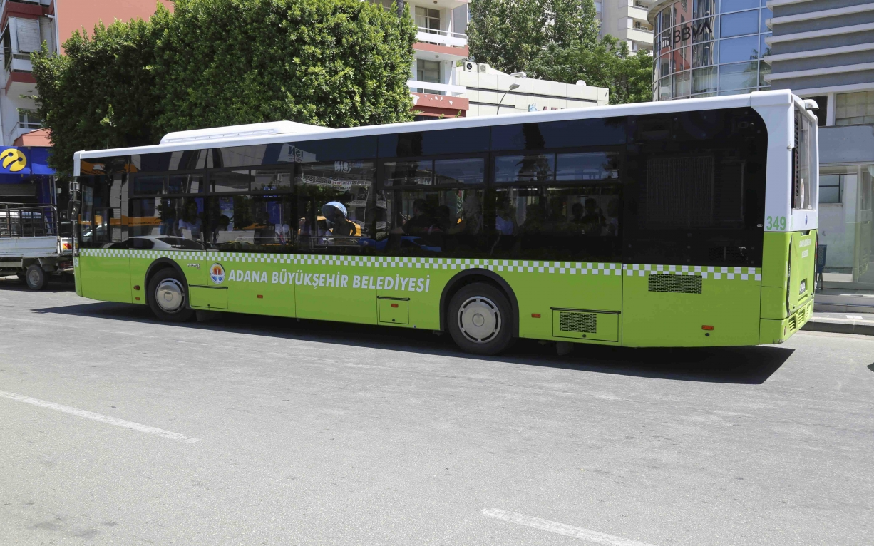 Adana’da toplu taşımaya zam