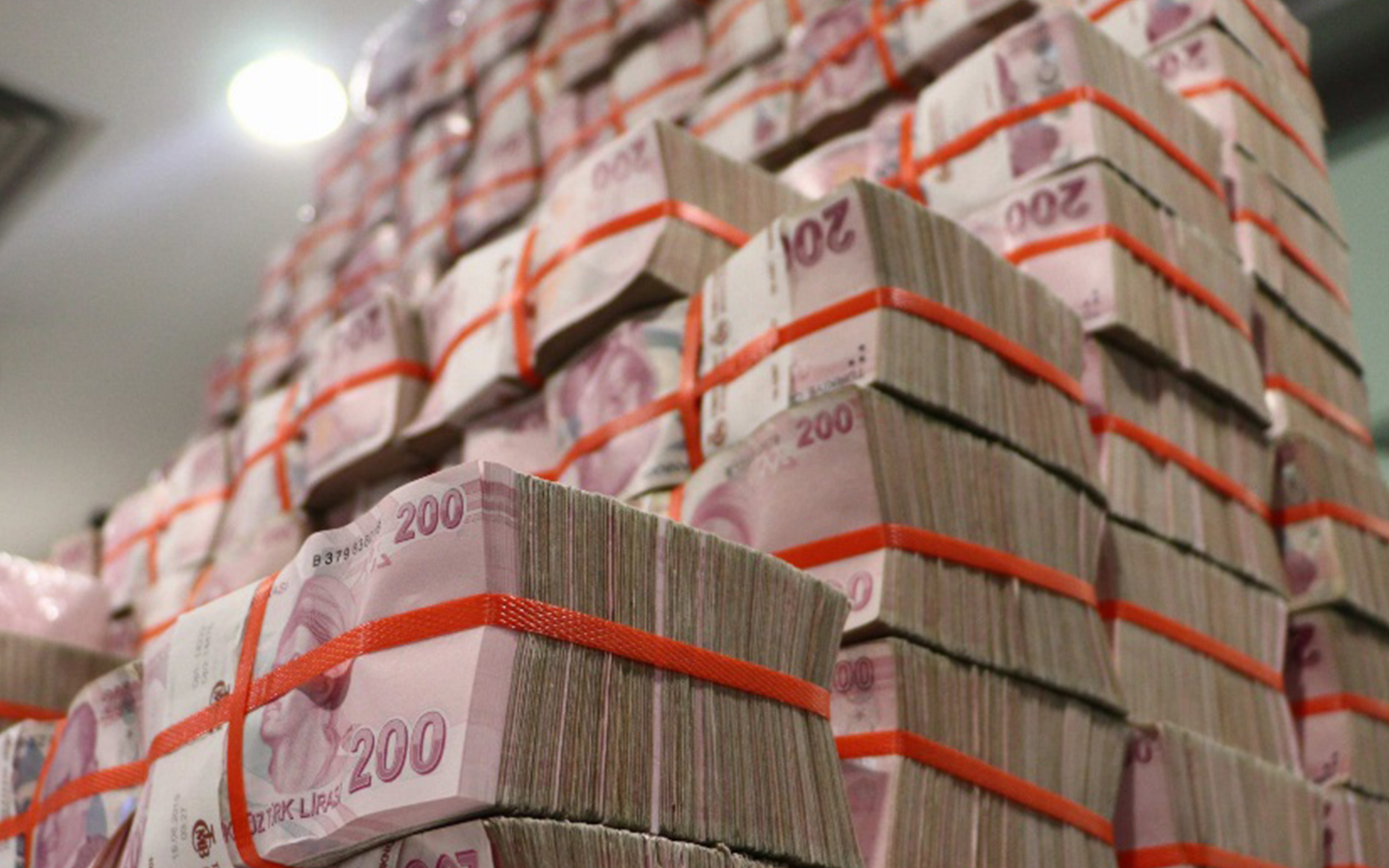 KKM'deki tutar 695 milyar TL'yi aştı