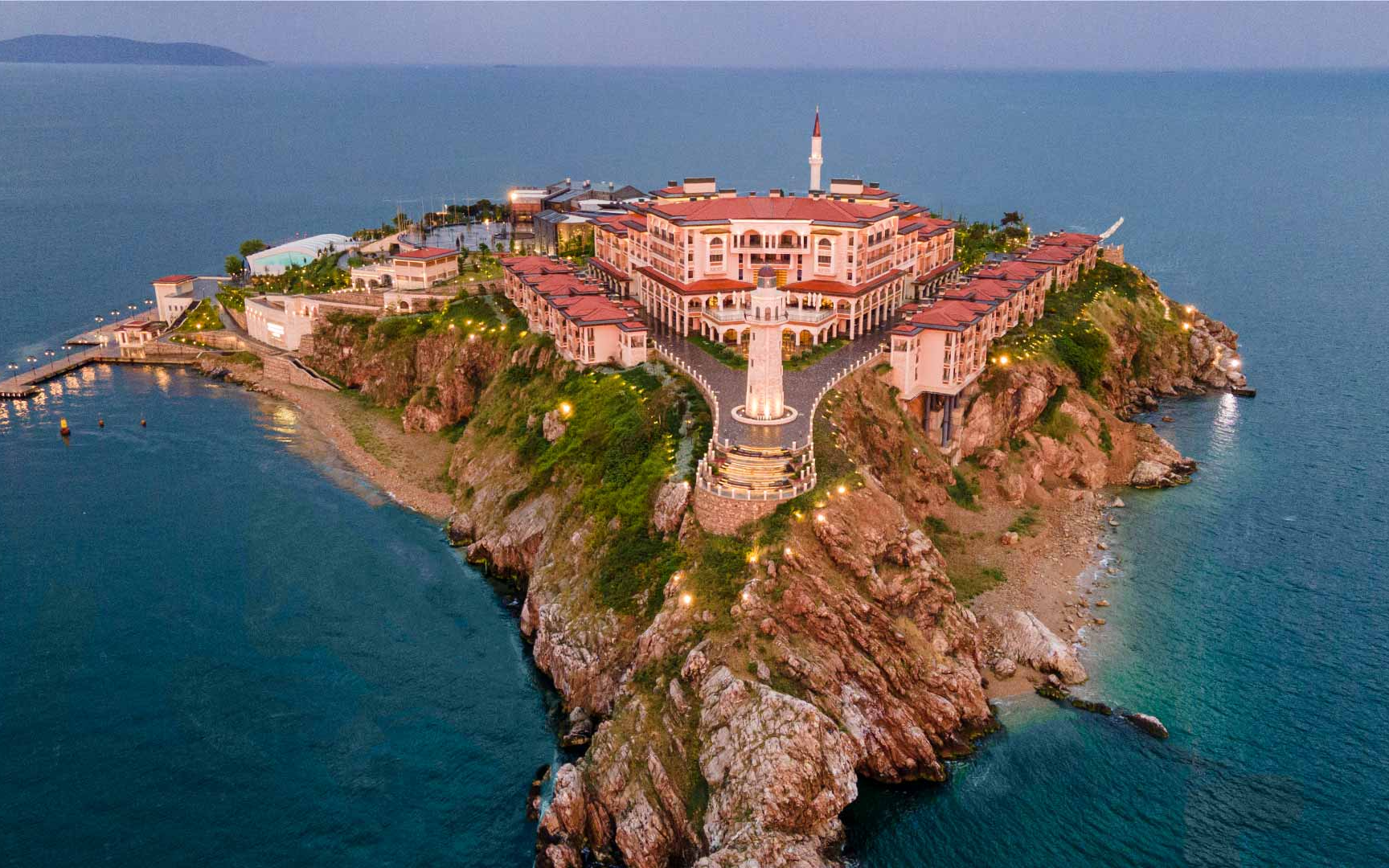 Yassı Ada'ya yapılan beş yıldızlı otel iflas etti