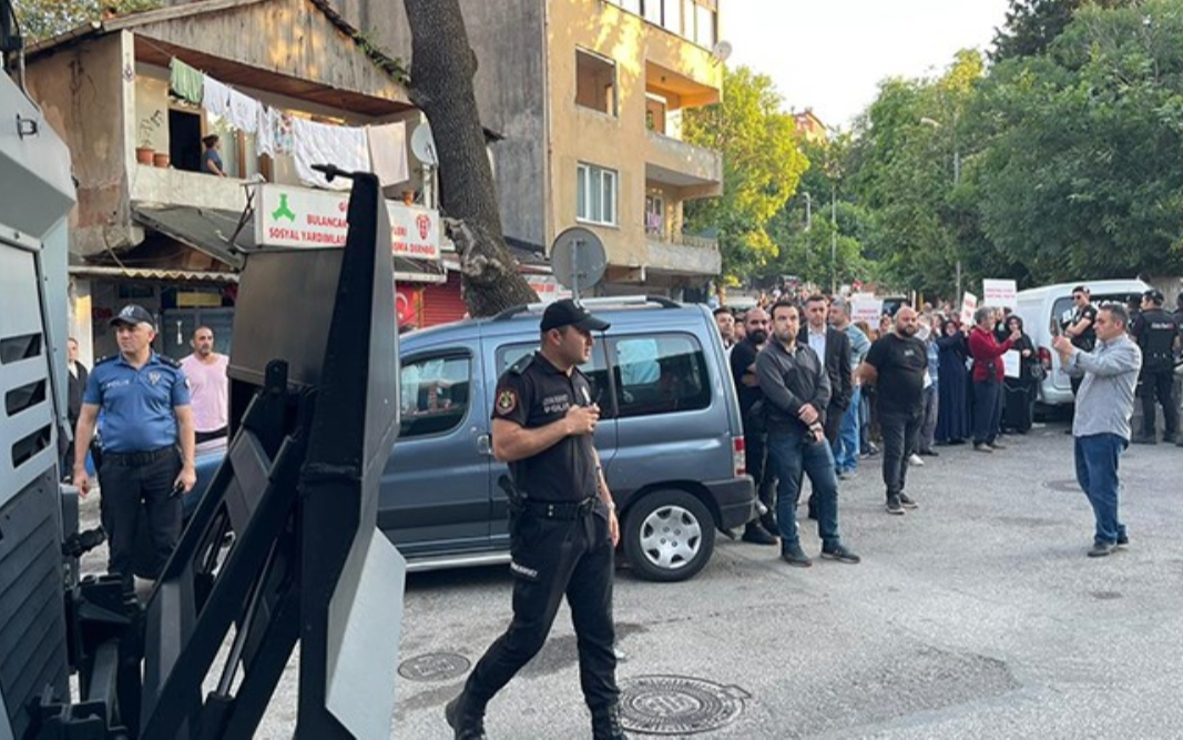 Elektrik kesintisi için polis ve yetkililer Tokatköy’de!