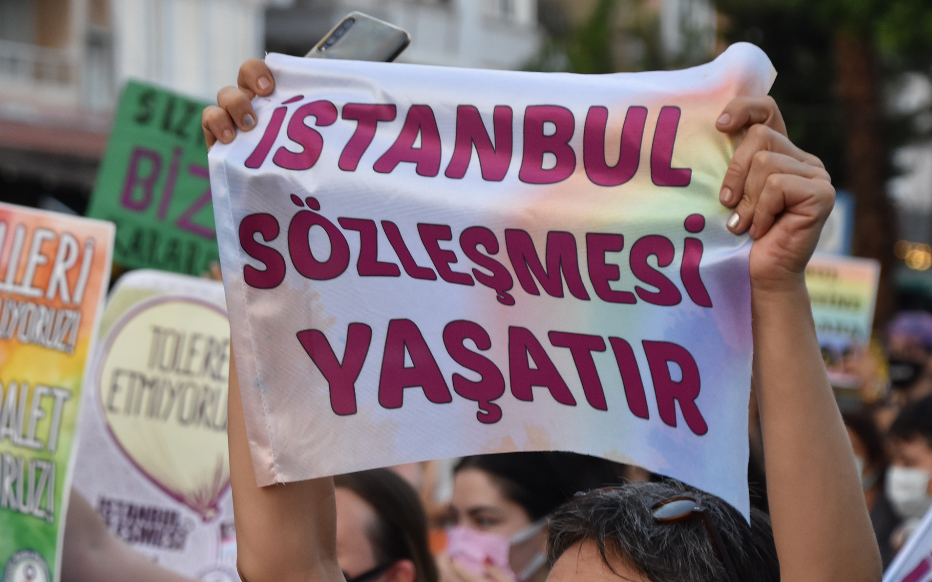 BM: Türkiye'nin İstanbul Sözleşmesi'nden çekilmesi üzücü