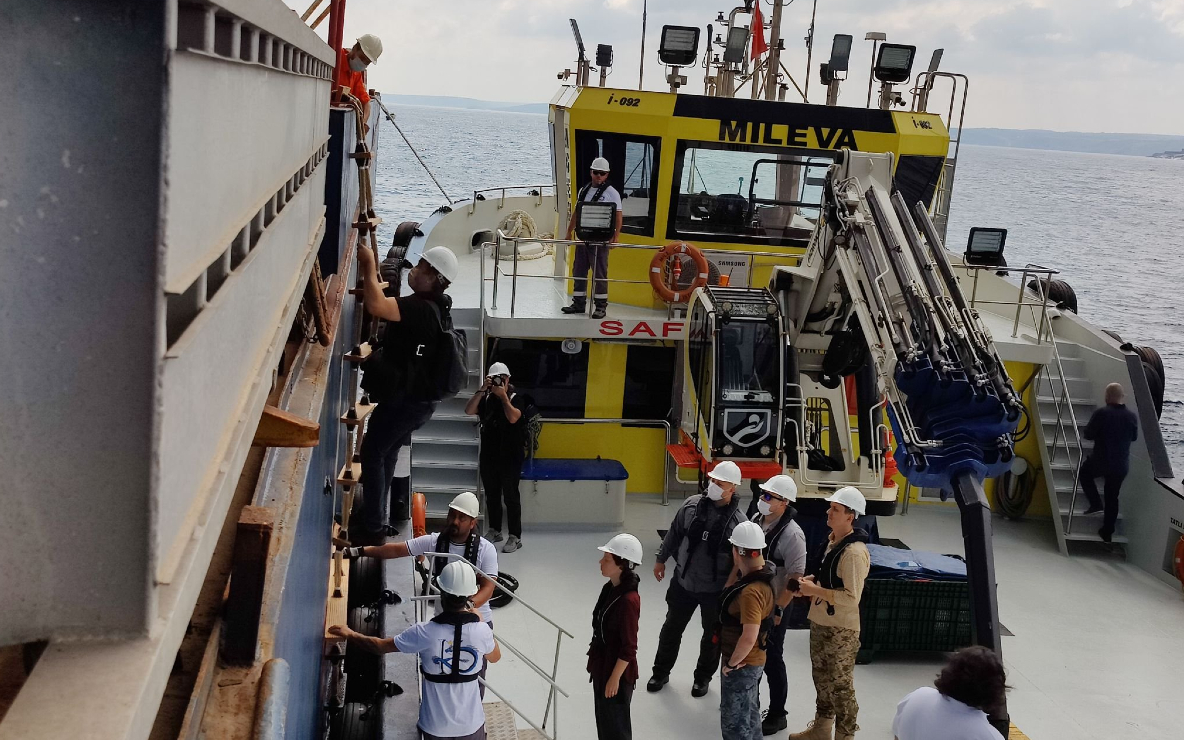 Tahıl yüklü gemi Lübnan'a hareket etti