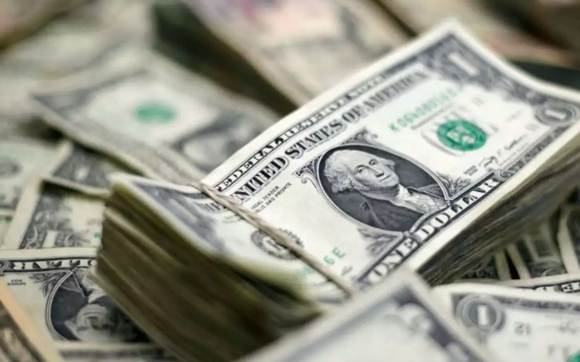 Faiz kararının ardından dolar/TL 18’i geçti!