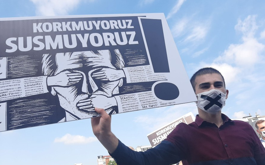 Emniyet, 20 gazeteciyi fişledi!