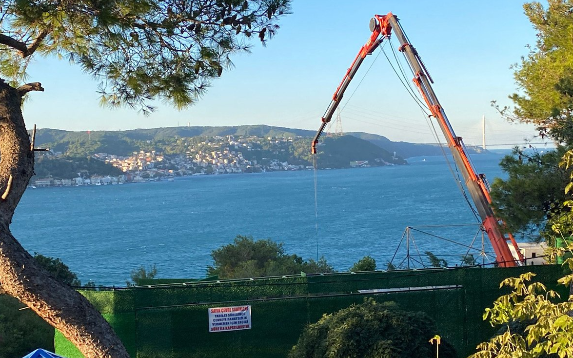 Günal'ın Boğaz'daki kaçak inşaatı sürüyor