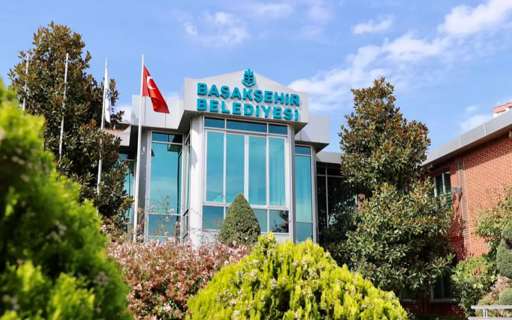 AKP'li belediye, AKP'li vekilin şirketinden 168 milyon TL'ye araç kiraladı