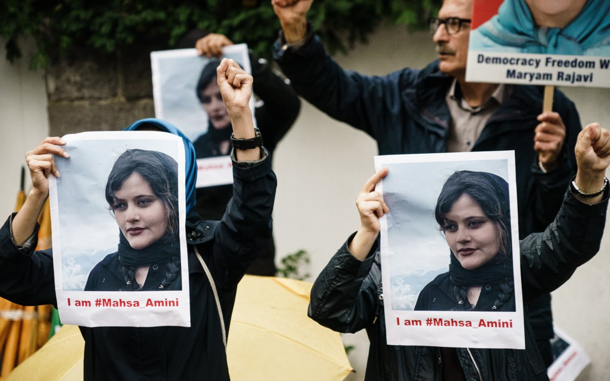 İran'da Mahsa Amini protestoları: 2 bin kişi gözaltına alındı
