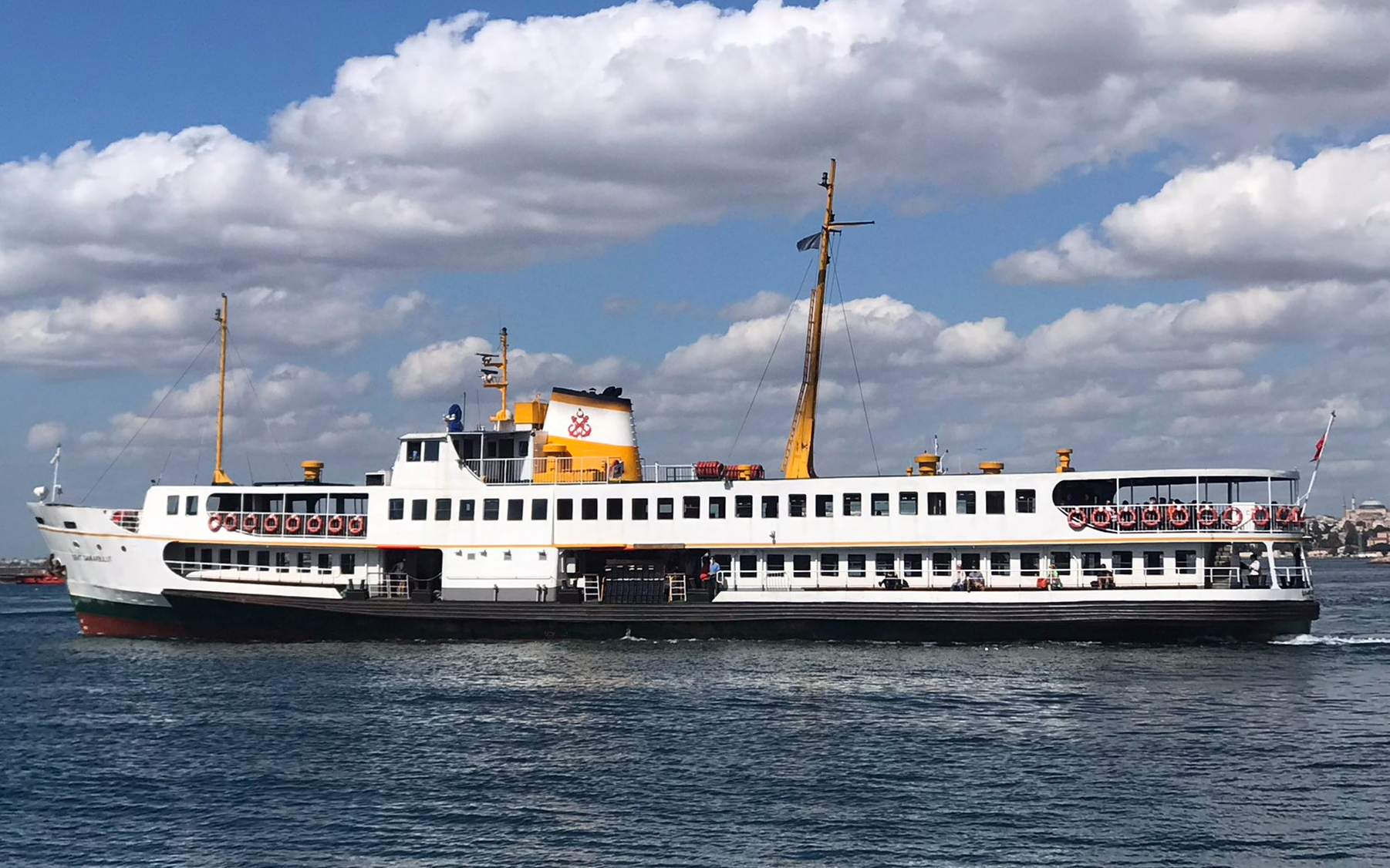 İstanbul'da bazı vapur seferleri iptal edildi