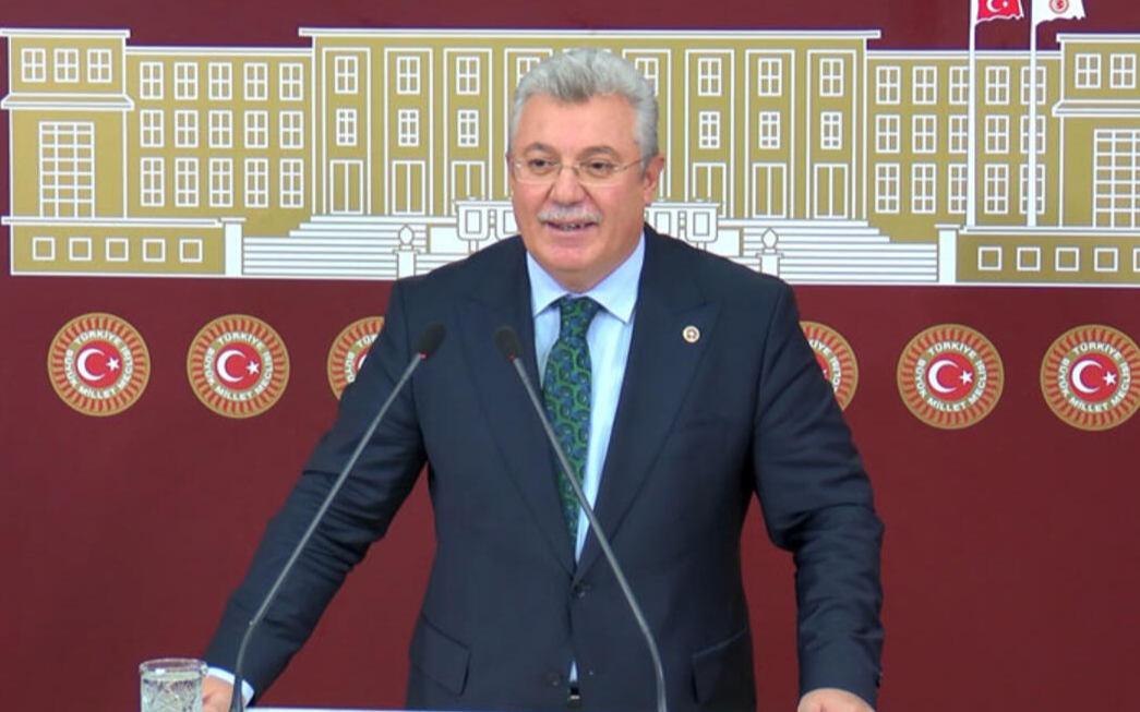 AKP'li Akbaşoğlu'ndan EYT açıklaması