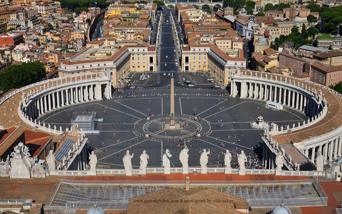 Vatikan, ABD'de kürtaj karşıtlığıyla bilinen rahibin görevine son verdi