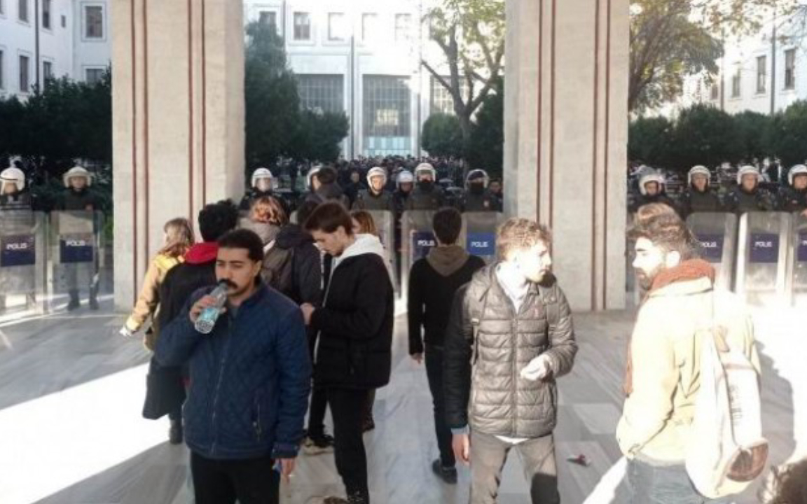 İstanbul Üniversitesi öğrencileri serbest bırakıldı