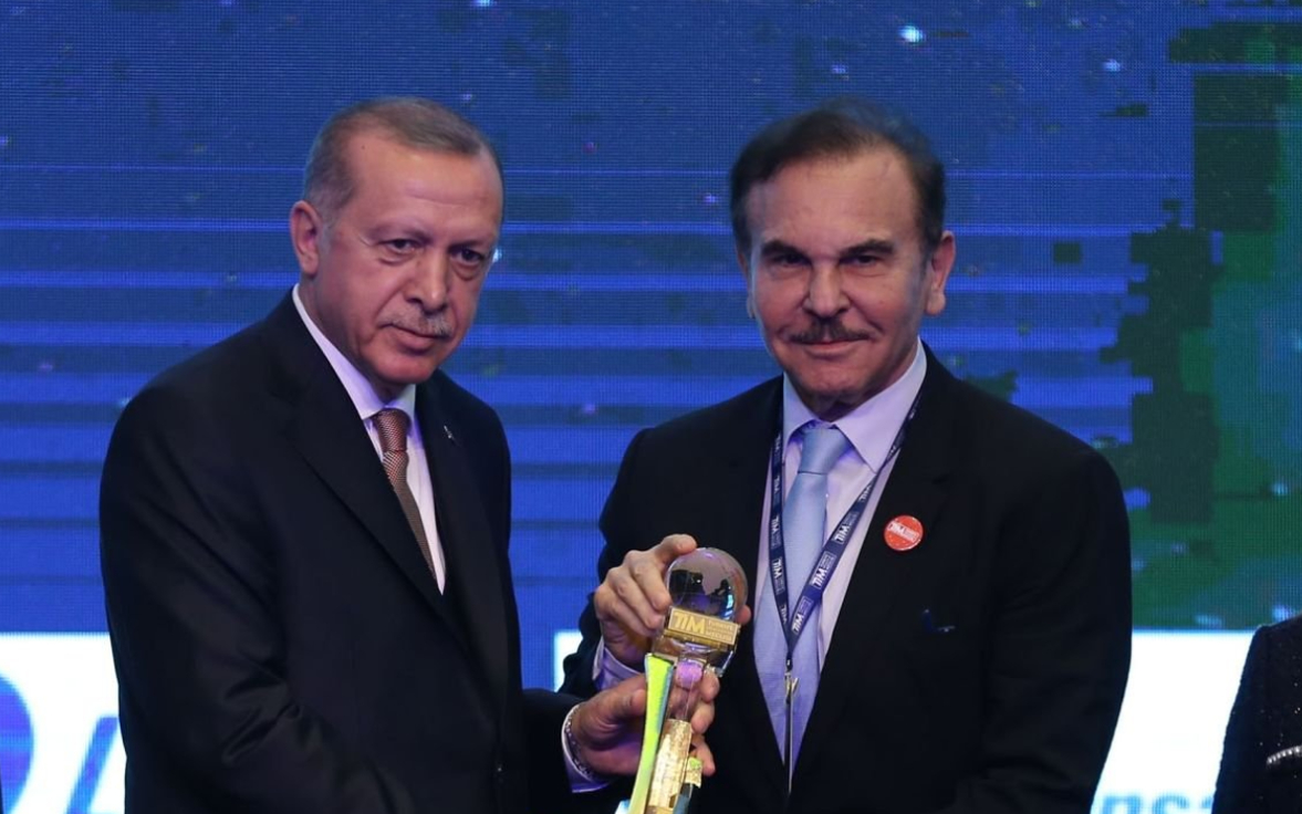 'Beşli çete'den Günal, Boğaz'daki kaçak inşaatını tamamladı