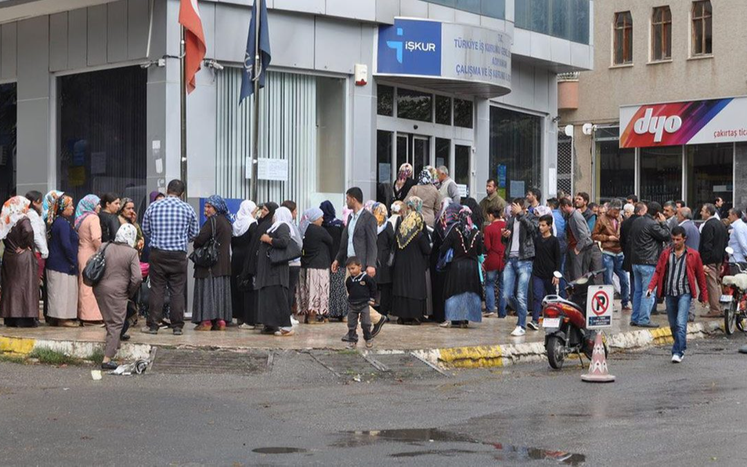 Kayıtlı işsiz sayısı Aralık'ta yıllık bazda 118 bin kişi azaldı