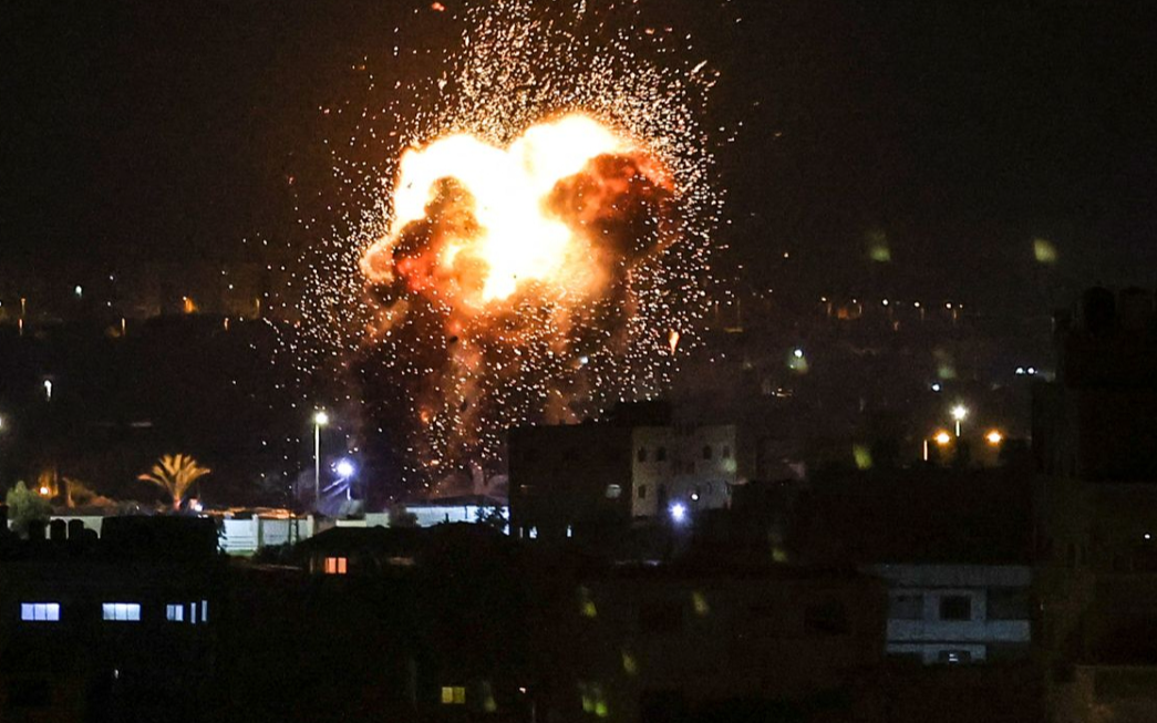 İsrail, Gazze'ye saldırdı