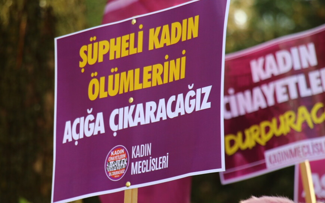 İstanbul'da bir kadın evinde ölü bulundu