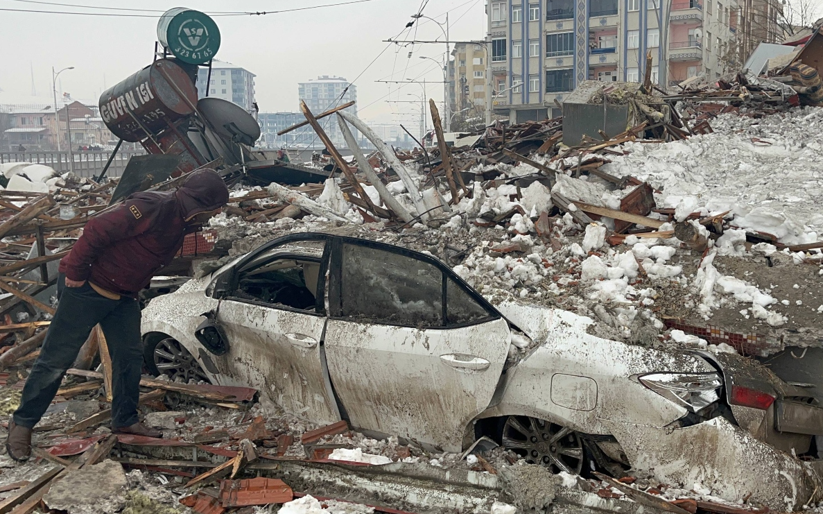 Malatya Büyükşehir Belediye Başkanı: Binaların hiçbiri oturulacak durumda değil