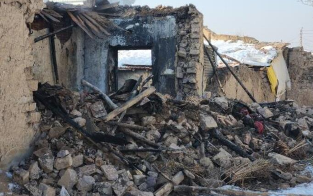 Depremzede ailenin evinde yangın: 7 kişi hayatını kaybetti