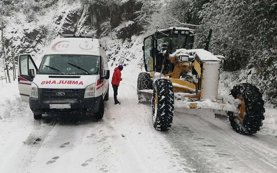 Karadeniz'de 759 yerleşim yerine ulaşım sağlanamıyor