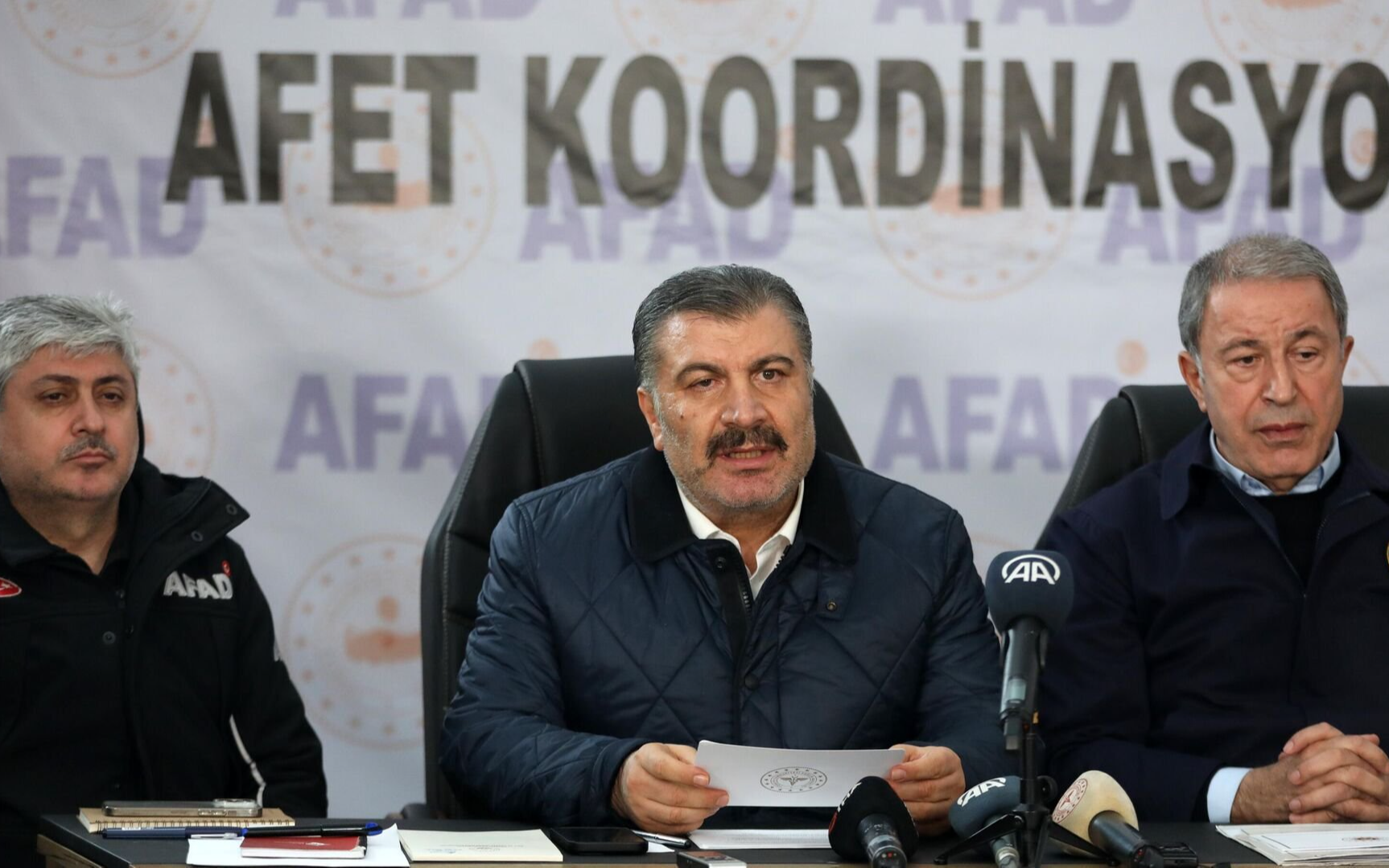 Koca: Deprem bölgesinde bir suçiçeği vakası saptandı