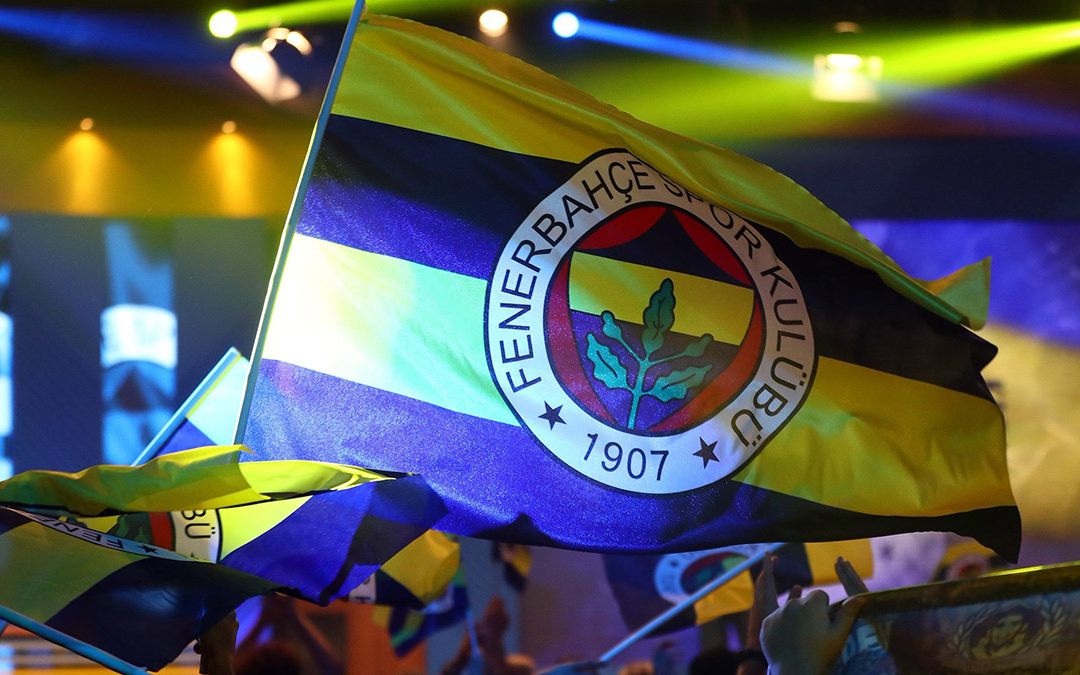 Fenerbahçe taraftarından bir kez daha 'hükümet istifa' sloganı!
