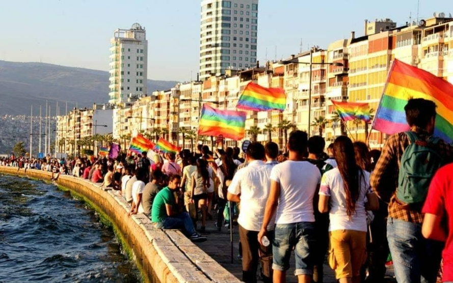 İzmir Valiliği’nden Onur Haftası öncesi yürüyüş yasağı