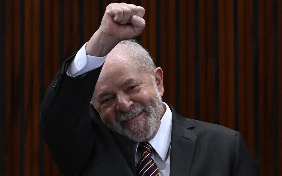 Brezilya'da zenginlerden vergi alınması için yasa tasarısı sunuldu
