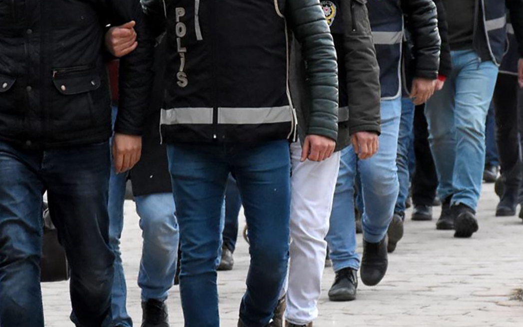 İzmir'de IŞİD operasyonu: 5 tutuklama