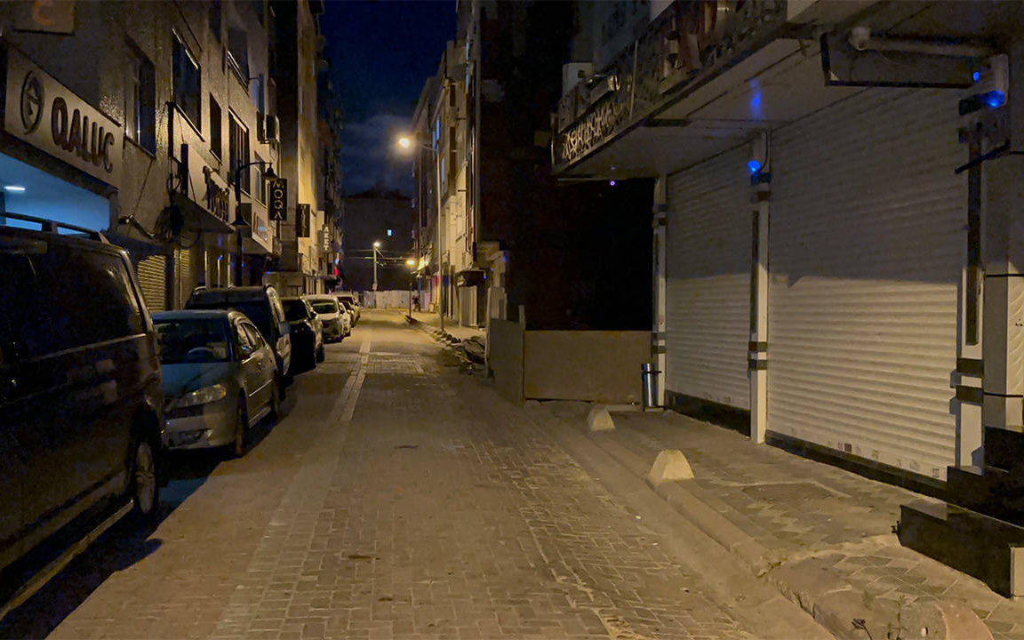 Zeytinburnu'nda mağazaya silahlı saldırı: Bir ölü, bir yaralı
