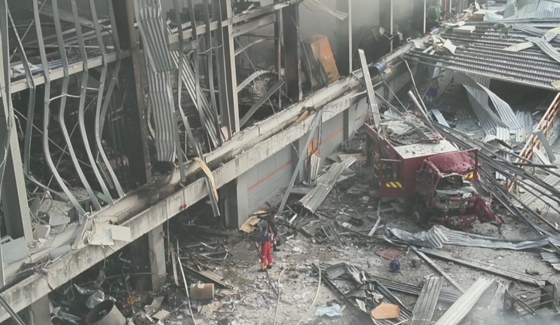 Fabrikada patlama: 5 ölü, 100'den fazla yaralı