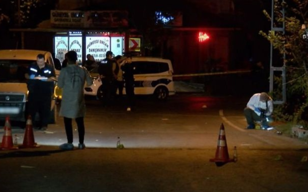 İstanbul'da kahvehanede silahlı saldırı: 2'si ağır 4 yaralı