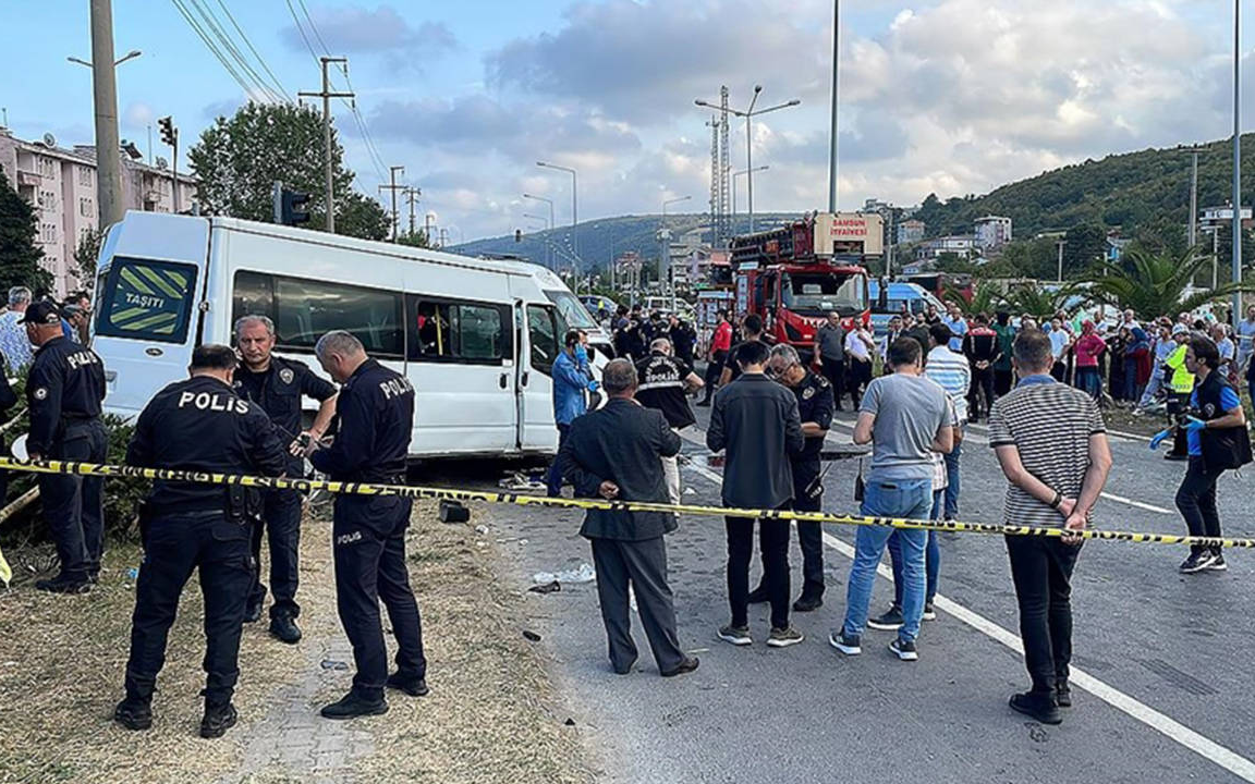Samsun'da kamyon ile öğrenci servisi çarpıştı: Bir ölü, 6 yaralı