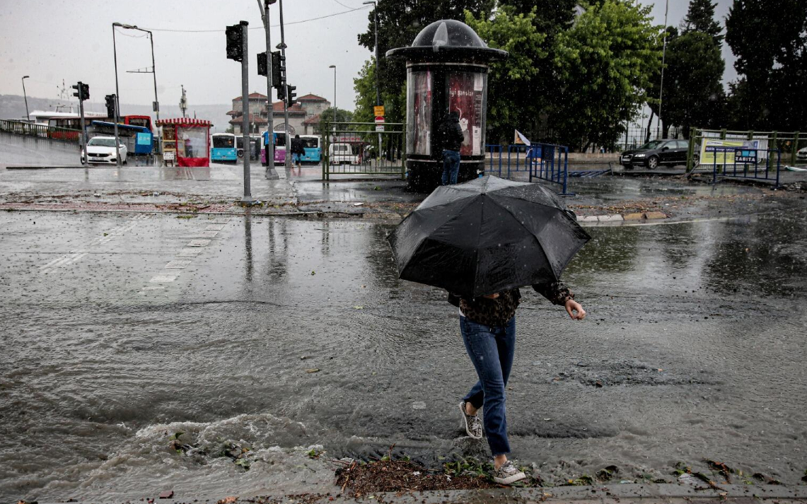 Meteoroloji'den birçok il için sağanak uyarısı