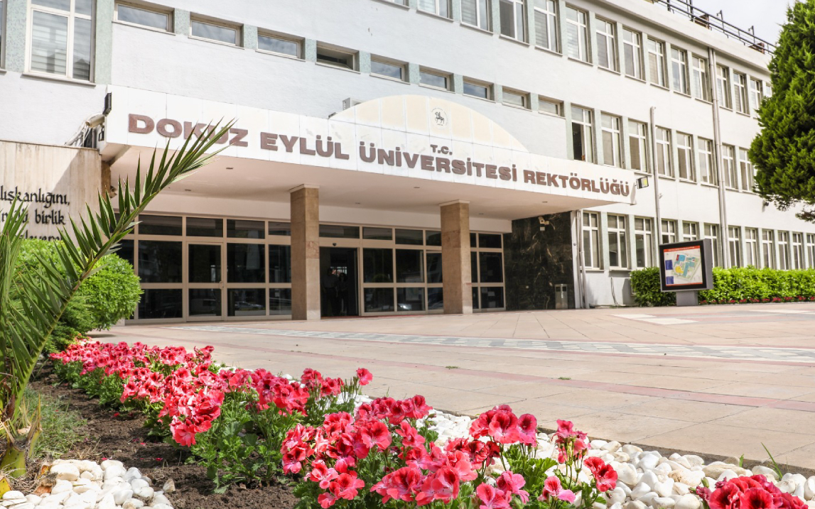 Dokuz Eylül Üniversitesi’nde yemeklere yüzde 193’lük zam