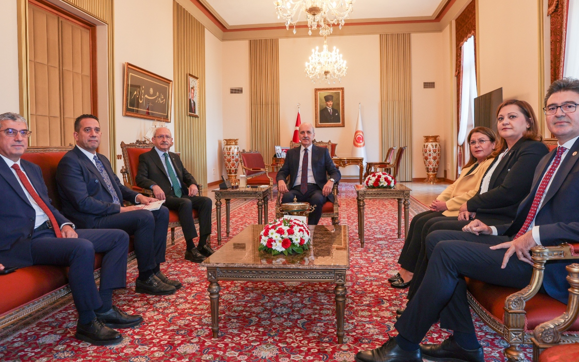 Kılıçdaroğlu, Kurtulmuş'u makamında ziyaret etti