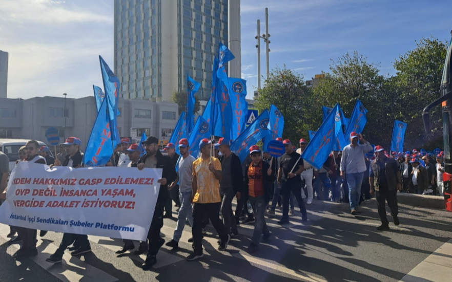 Taksim’de İstanbul İşçi Sendikaları Platformu’ndan eylem