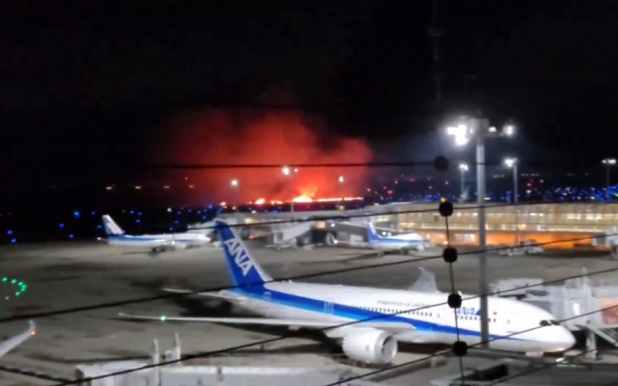 Tokyo’da iki uçak çarpıştı: 5 ölü