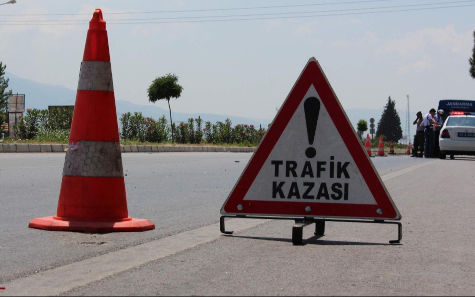 6 günde 3 bin 706 trafik kazası: 48 kişi yaşamını yitirdi