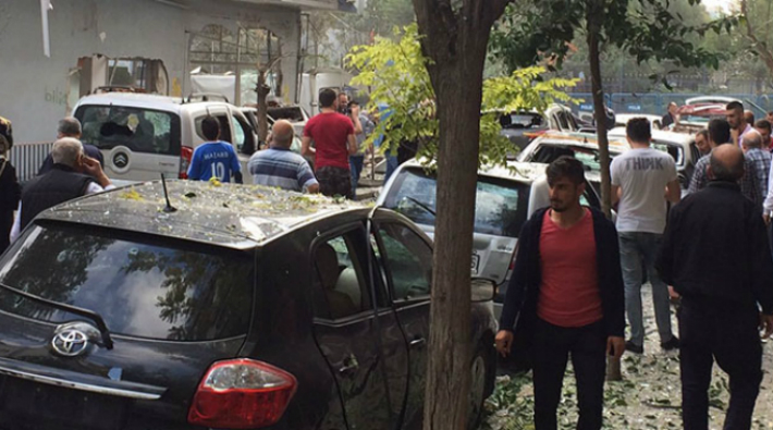 İstanbul Yenibosna'da patlama: 10 yaralı