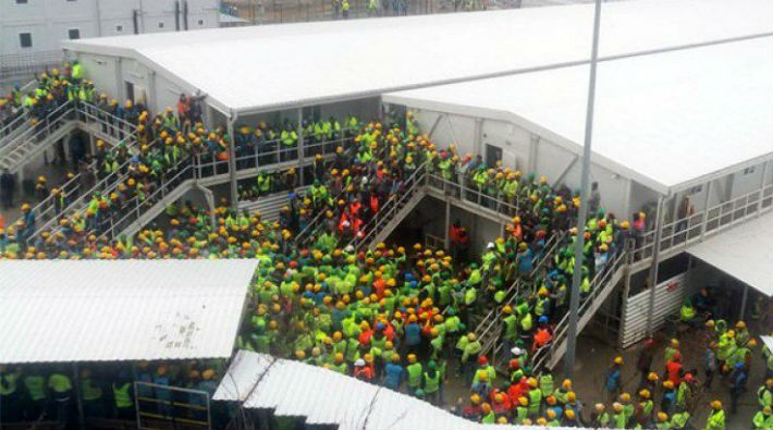 Başakşehir Şehir Hastanesi inşaatında çalışan binlerce işçi eylemde