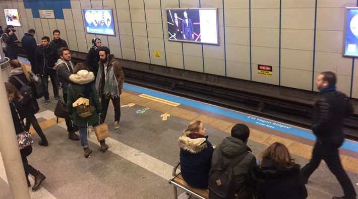 İstanbul'da metro seferleri durduruldu
