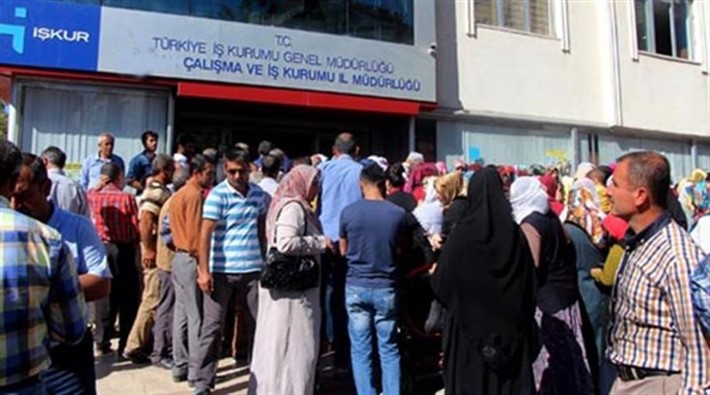 AKP Türkiyesi: İşsiz sayısı arttı, iş bulma umudu azaldı