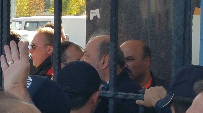 İhsan Eliaçık’a Kayseri'de saldırı