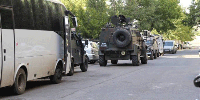 Azadiya Welat'a polis baskını: Çok sayıda gözaltı