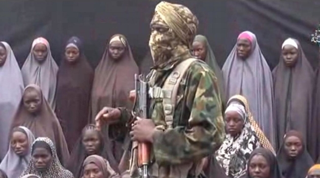 Boko Haram kaçırdığı genç kızların videosunu yayınladı