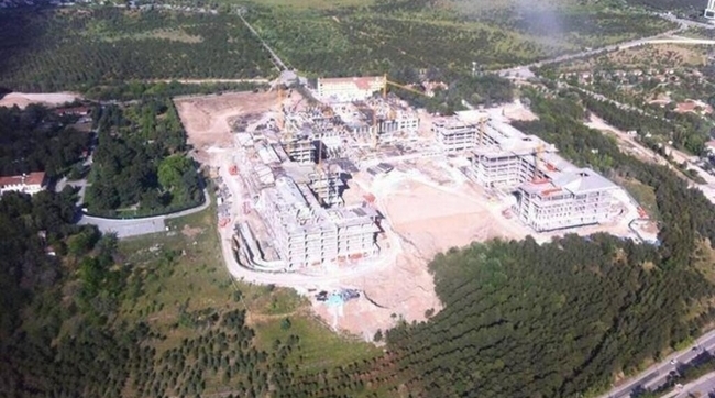 Atatürk Orman Çiftliği'nde katliama devam: Kaçak Saray'a ek binanın inşaatı başladı