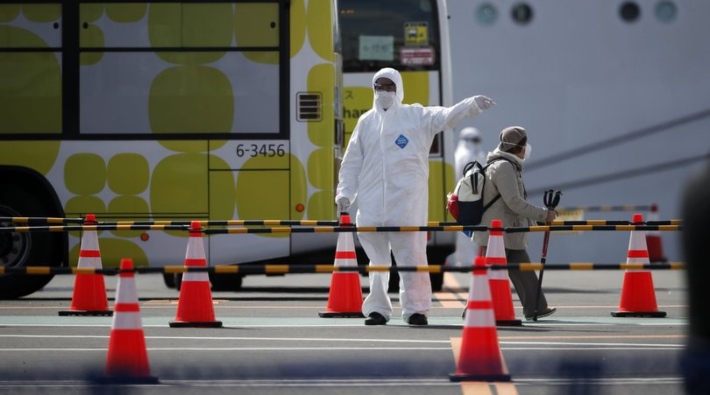 2 kişinin koronavirüsten hayatını kaybettiği İran'da, 3 yeni vaka daha ortaya çıktı