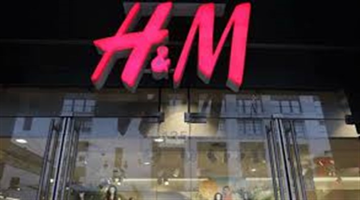 Ünlü giyim markası H&M binlerce kişiyi işten çıkarıyor
